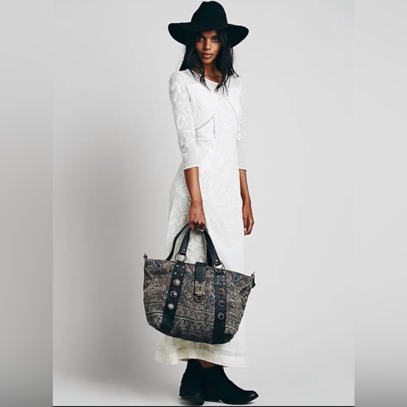 Free People Heartbreaker Jute Tote with Stone Embellishments NWOT - Picture 1 of 12